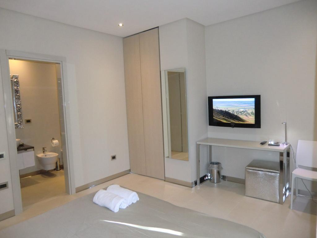 B&Beach Cagliari Guest House Room photo