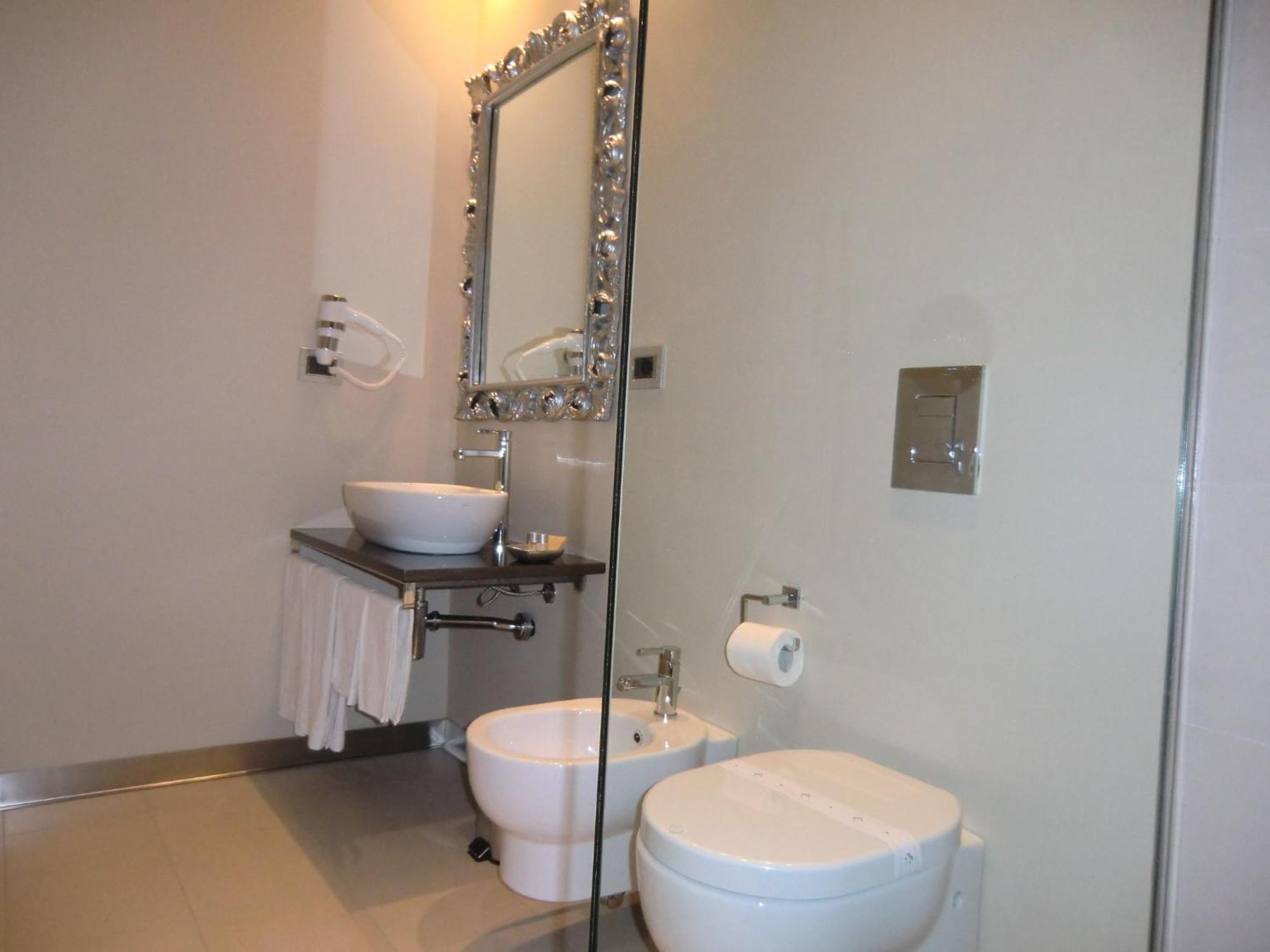 B&Beach Cagliari Guest House Room photo