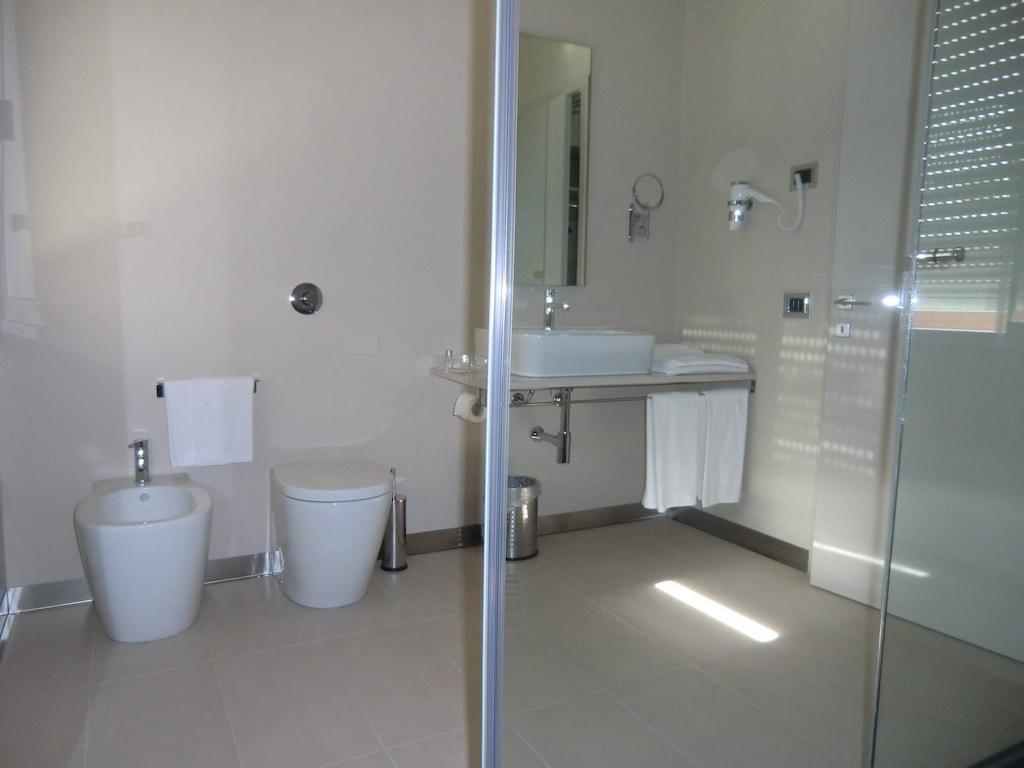 B&Beach Cagliari Guest House Room photo